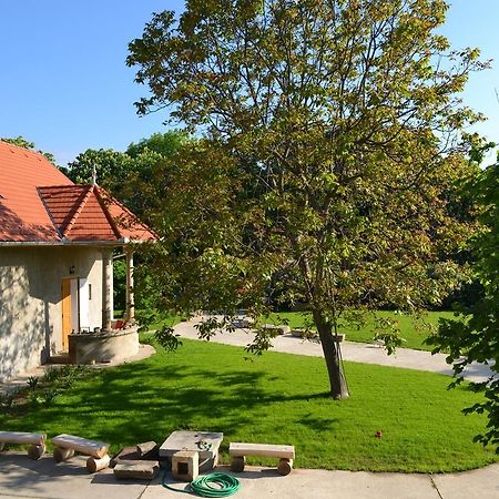 Turjan Vendeghaz Hotel Erdőbénye Екстериор снимка